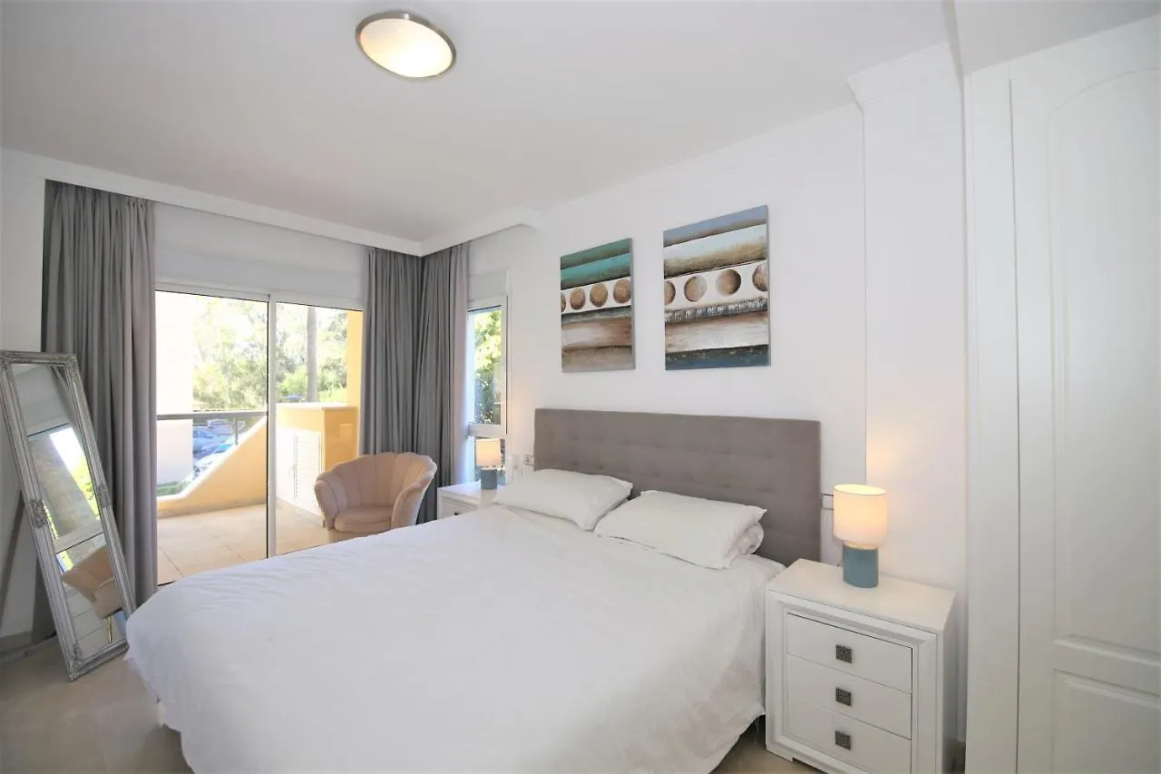 Estepona Port Apartment Sol