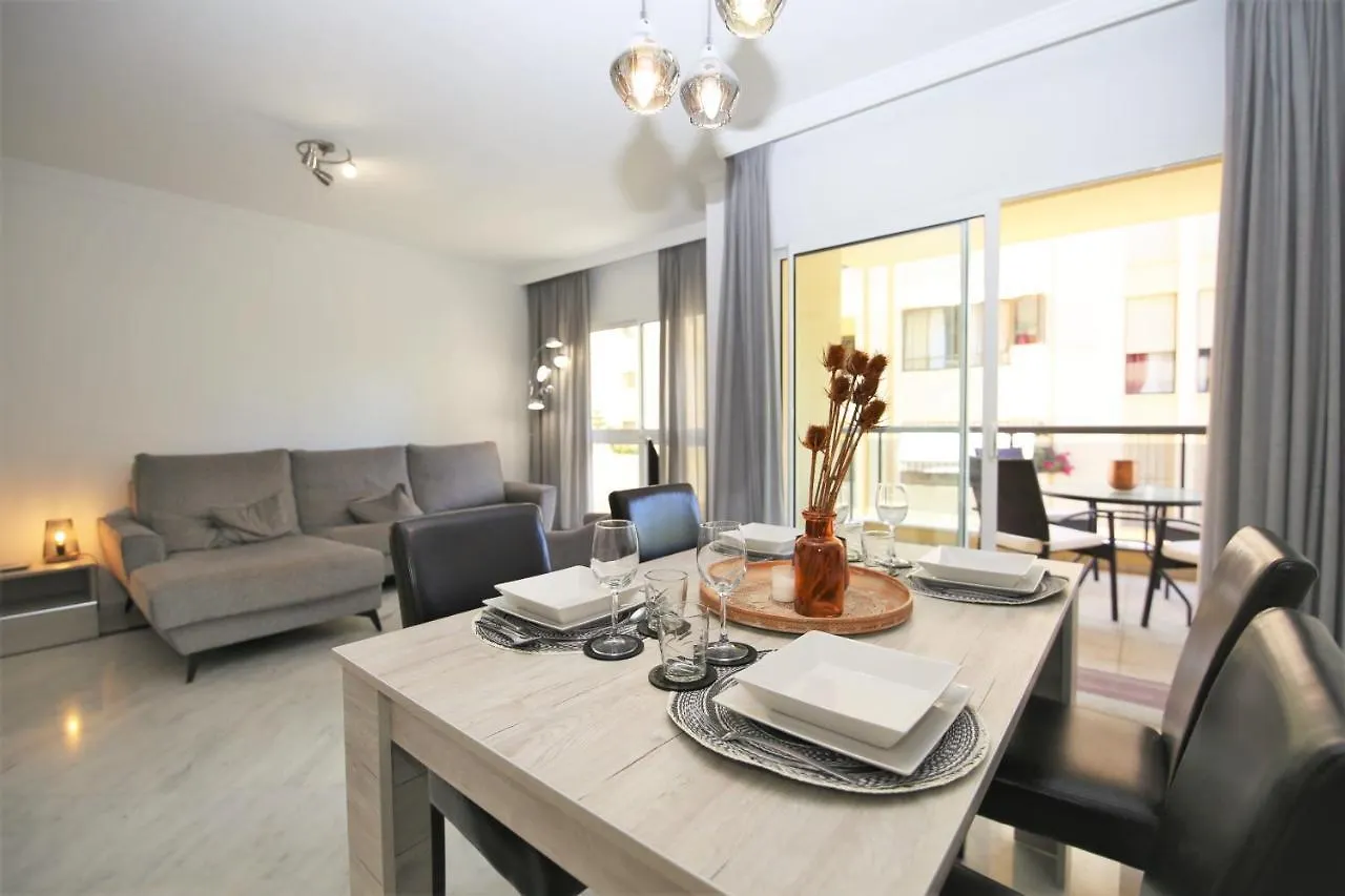 Estepona Port Apartment Sol