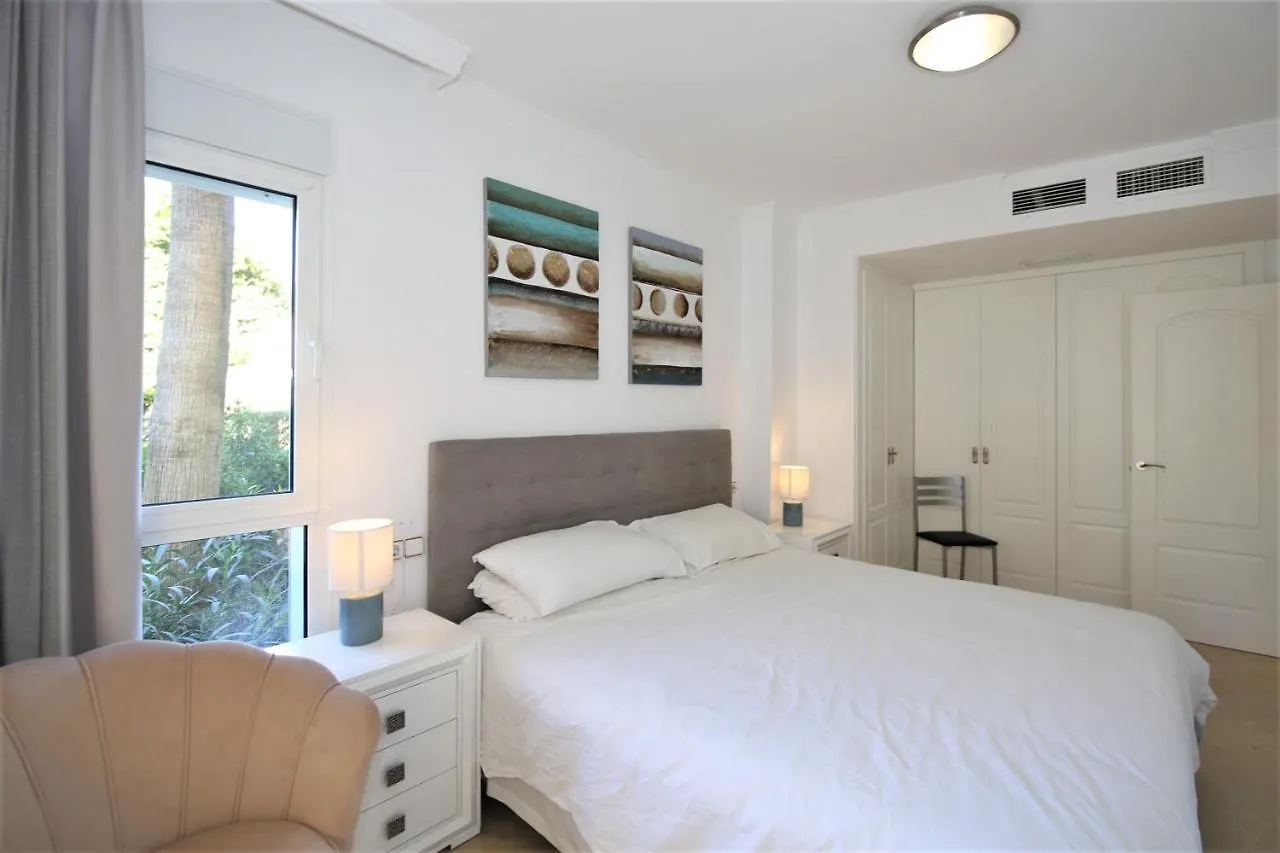 Estepona Port Apartment Sol 0*,